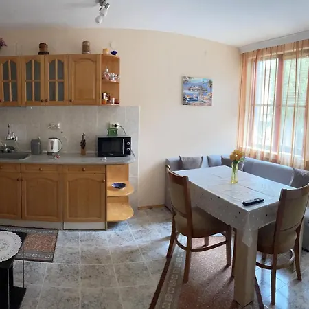 Mariana марияна Apartmán *